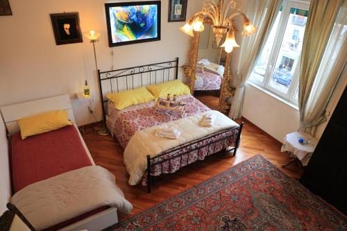 Naples City Centre Bed & Breakfast | Bernadette
