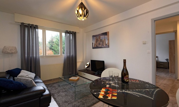 Patrotte Metz-Nord Apartment | BERNANOS: Near City Center - Gare - Pompidou - Broadband Internet WIFI