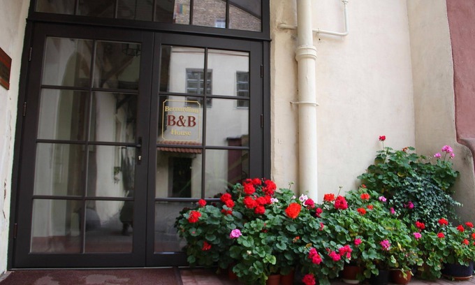 Old Town Hotel | Bernardinu B&B House