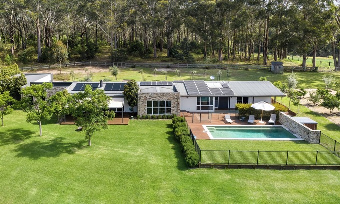 Berry House | Berry Beach Farm - Luxe Retreat Near Town & Sea