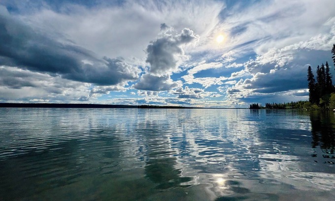 Watson Lake Apartment | Berrynice Lake Suite, Watson Lake right on your door step