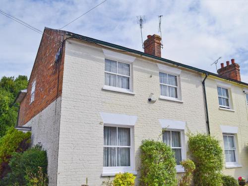 New Forest District House | Bert's Cottage