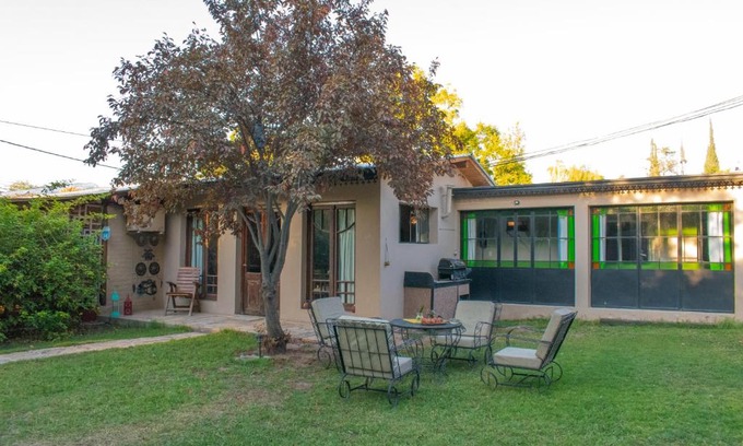 Chacras de Coria House | Besares 722