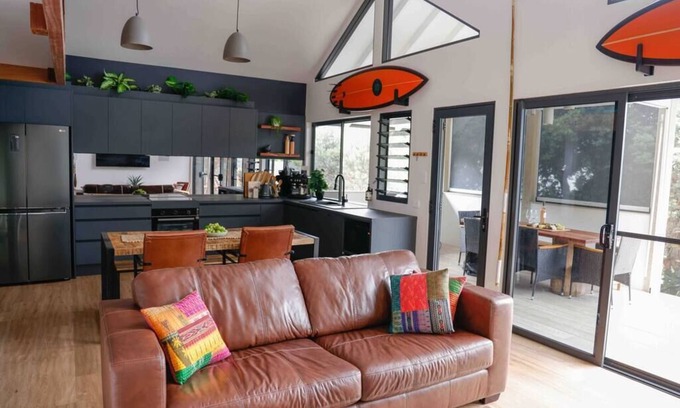 Boomerang Beach Villa | BESPOKE VILLA WITH A DOPE BEACH VIBE