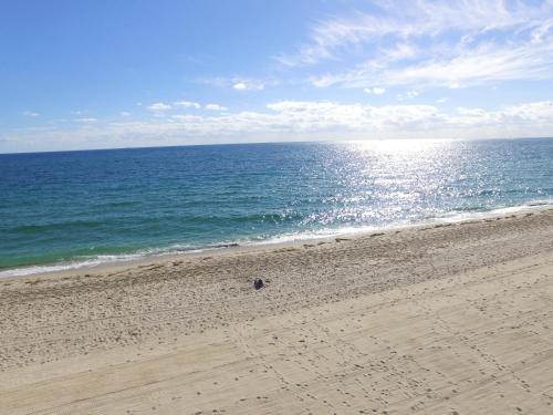 Lauderdale-by-the-Sea Cabin | Best Florida Resort