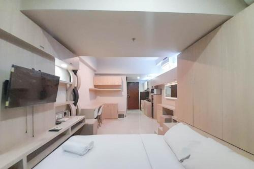 Catur Tunggal Apartment | Best Homey and Modern Studio at Uttara The Icon Apartment By Travelio