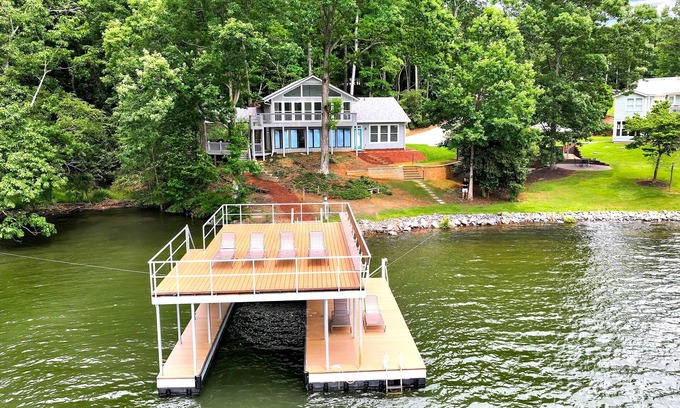 Gainesville House | Best Lake Lanier Cove! Great lake views. Huge covered deck. Easy walk to dock