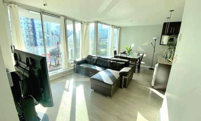 Central Condo | Best Location in Downtown Vancouver!