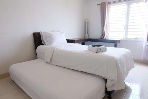 Cileunyi Apartment | Best Studio Apartment at Pinewood Jatinangor By Travelio
