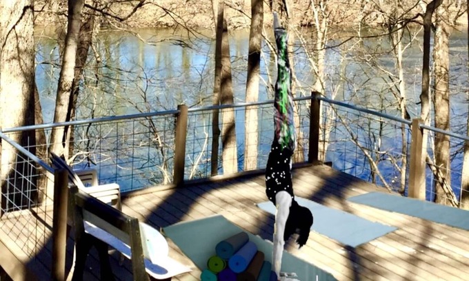 Bluemont House | "Best Value": WATERFRONT! 5-Star-Rated & VIEWS Bluemont/Middleburg/Winchester