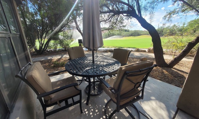 Tucson Condo | Best Ventana Golf View at The Greens - First floor corner condo!