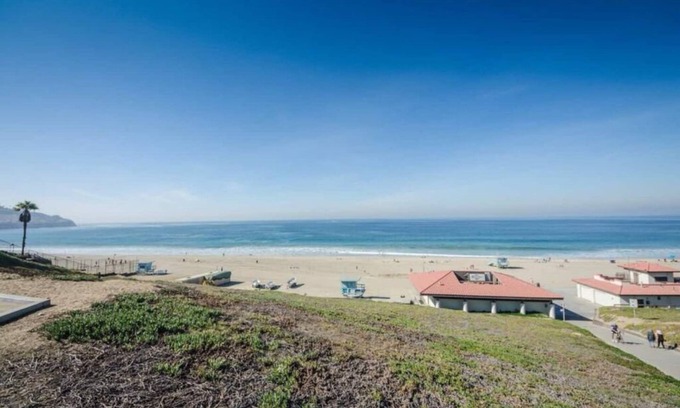 Torrance Beach Apartment | Best View in Redondo Beach