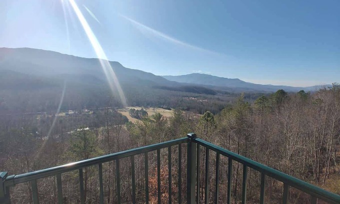 Pittman Center Condo | Best View in the Smoky Mountains