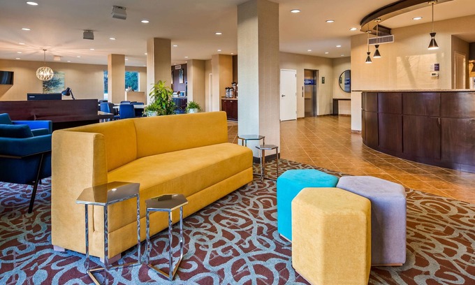 Dothan Hotel | Best Western Dothan Inn & Suites