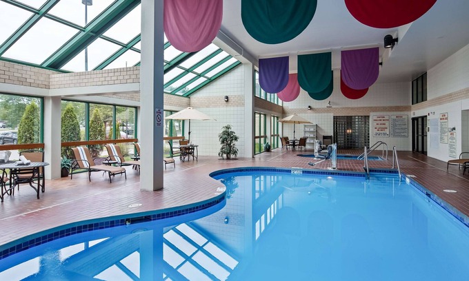Madison Hotel | Best Western East Towne Suites