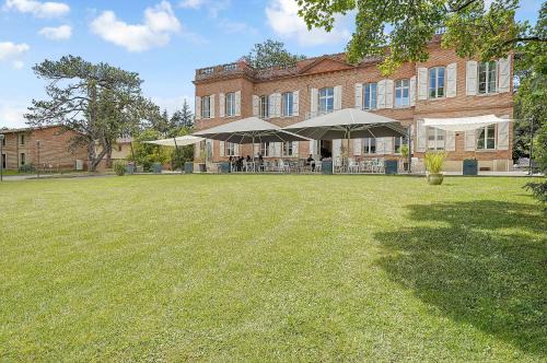 Toulouse South-East Hotel | Best Western Premier Le Domaine de Montjoie