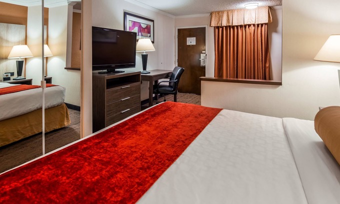 Cheektowaga Hotel | Best Western Galleria Inn & Suites