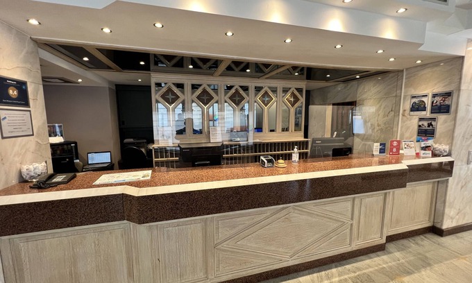 Onze-Lieve-Vrouw-ter-Sneeuw Hotel | Best Western Hotel Royal Centre