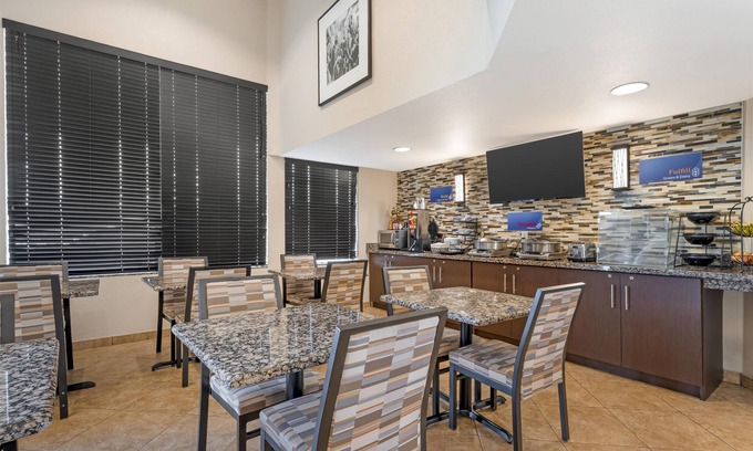 Chandler Hotel | Best Western Inn of Chandler