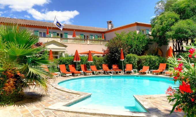 Route d'Arles Hotel | Best Western L'Orangerie
