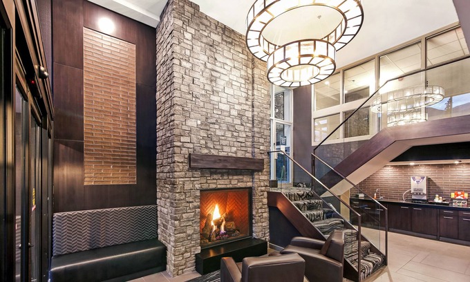 Banff Hotel | Best Western Plus Banff International Lodge