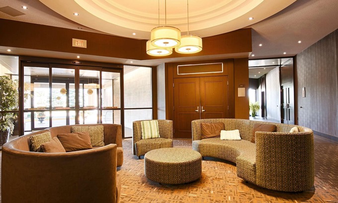 Point Edward Hotel | Best Western Plus Guildwood Inn