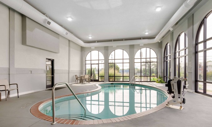 Harrisonburg Hotel | Best Western Plus Harrisonburg
