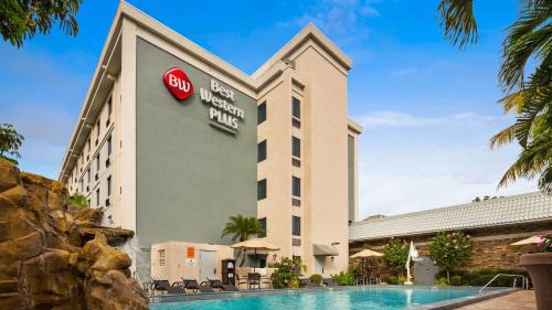 Hallandale Beach Hotel | Best Western Plus Hollywood/Aventura