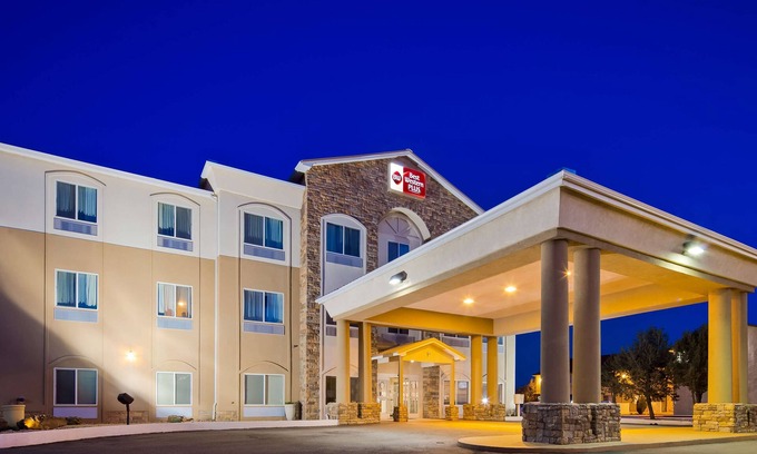 East Las Vegas Hotel | Best Western Plus Montezuma Inn & Suites