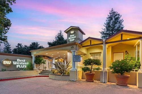 Allied Arts Hotel | Best Western Plus Riviera