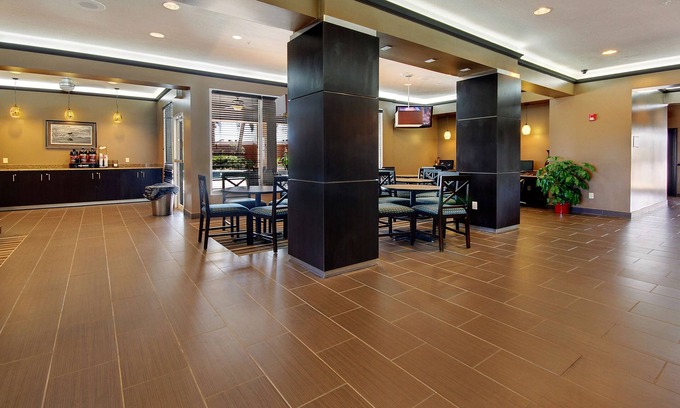 Galveston Hotel | Best Western Plus Seawall Inn & Suites By The Beach