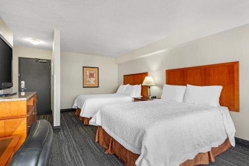 Connaught Hotel | Best Western Plus Suites Downtown Calgary