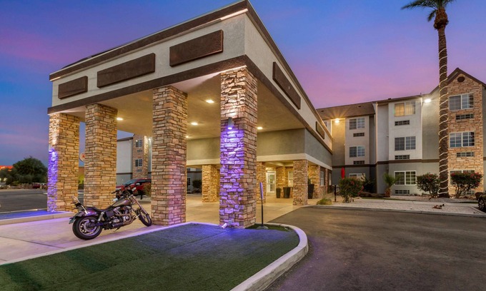 Fortuna Foothills Hotel | Best Western Plus Yuma Foothills Inn & Suites