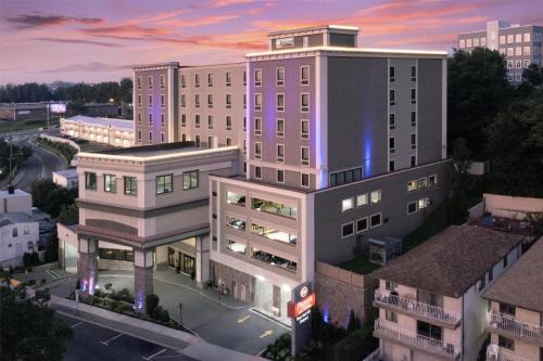 North Bergen Hotel | Best Western Premier NYC Gateway Hotel