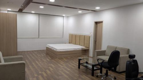 Poonamallee Hotel | Bestcast Studios