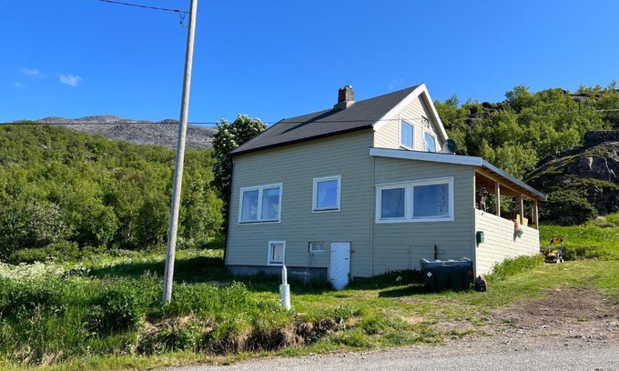 Hakkstabben House | Bestefarhuset