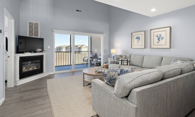 Ocean View Condo | Bethany Bay Bliss: Spacious, Modern 4 Bed, 4 Bath Condo w/Water & Wetland Views