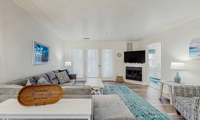 Ocean View Condo | Bethany Bay First-Floor Condo with Pool, Tennis Court, & on site golf