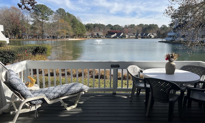 Bethany Beach Condo | Bethany Beach Sea Colony Resort Condo w/Lake Views.