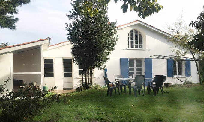 Le Grand-Village-Plage House | Between beach and forest