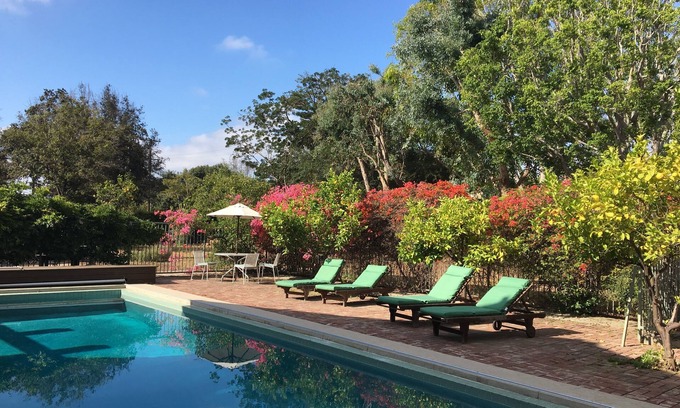 The Flats House | Beverly Hills Estate Guesthouse with pool