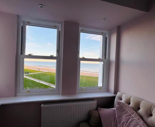 Bexhill-on-Sea Apartment | Bexhill Beach Apartment