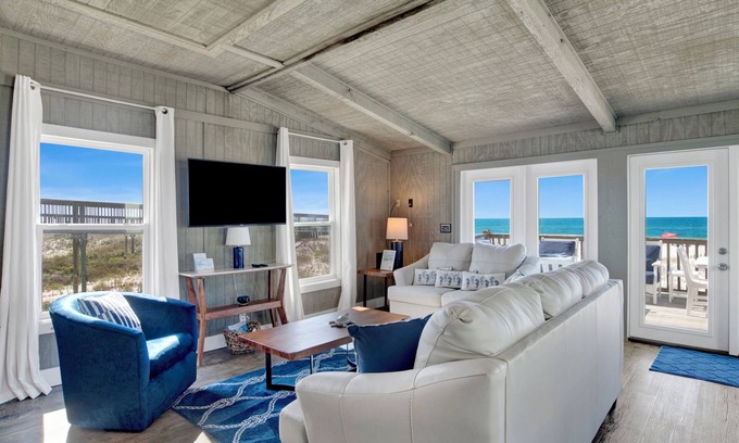 Gulf Shores House | Beyond Blue - Beachfront Cottage, Pets Welcome!