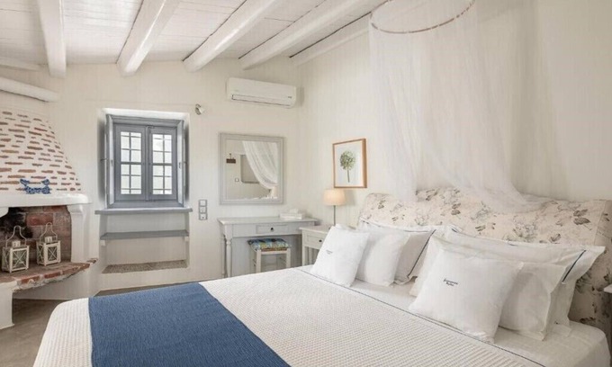 Hydra House | BH306 - C - Room Hydra