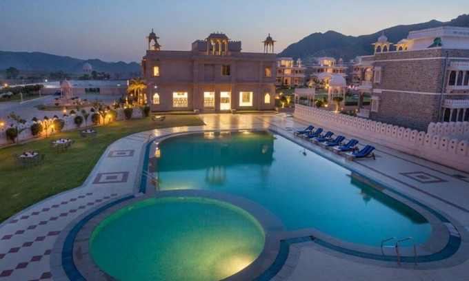 Village Hokra Hotel | Bhanwar Singh Palace