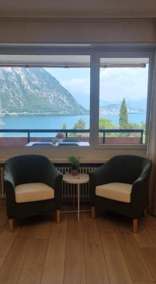 Bissone Apartment | Bianca Apartment