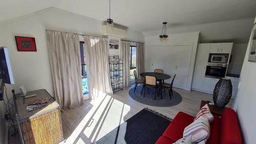 Martinborough House | Bidwills Gem