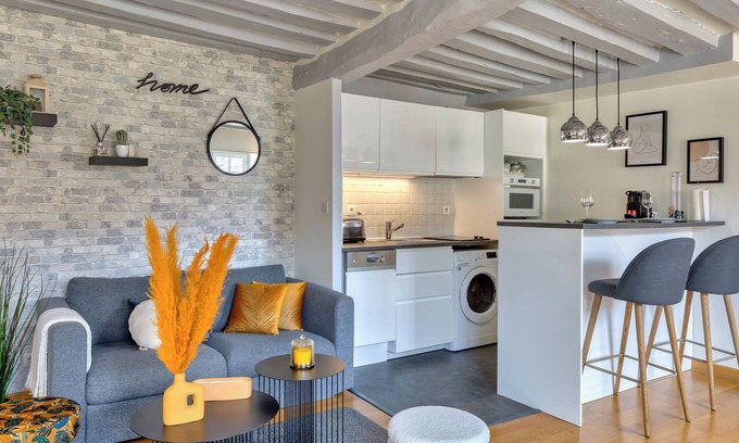 Quartier Vieux Marche-Cathedrale Apartment | Bienvenue au Solenne votre pied-à-terre de charme au cœur de Rouen