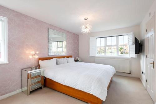 Newhaven House | BIENVENUE in NEWHAVEN Luxury superking OR standard OR budget rooms