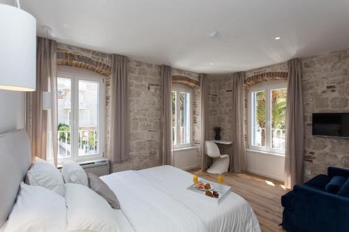 Trogir Hotel | Bifora Heritage Hotel